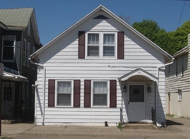 1st image of 332 W 26th St #N2-4
