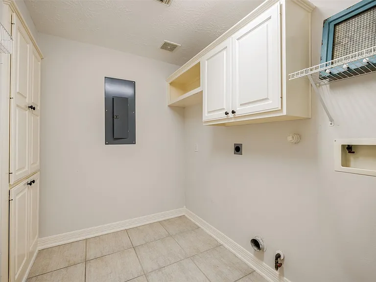 5706 Cielio Bay Ct — Photo 21