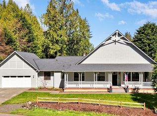 28 Deer Hollow Rd, Port Ludlow, WA 98365