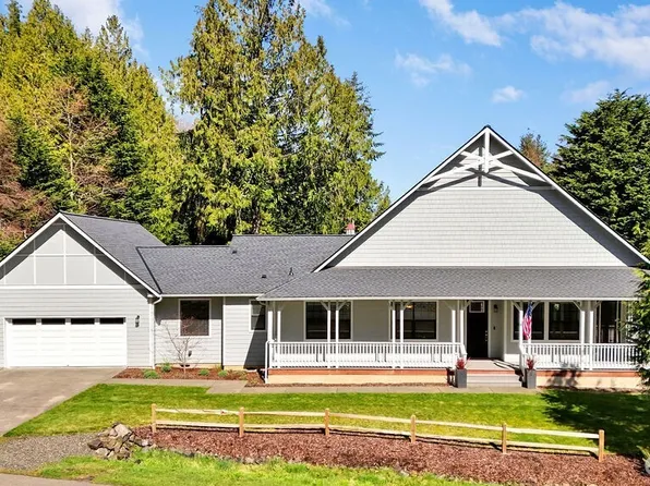 28 Deer Hollow Road, Port Ludlow, WA 98365