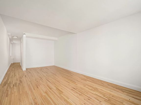 3rd image of 179 E 78th St APT 4C