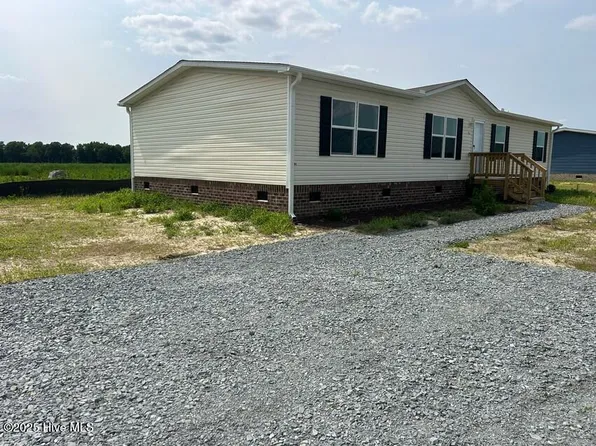 1325 Thompson Avenue, Turkey, NC 28393