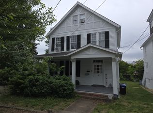 610 Prince Edward St, Fredericksburg, VA 22401