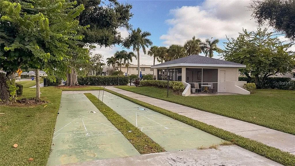 1 bed, 1.5 bath, 900 sqft, $1,875 — Photo 4