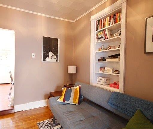 5th image of 704 Humboldt St #2DDS