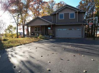 912 Sandalwood Dr, Altoona, WI 54720
