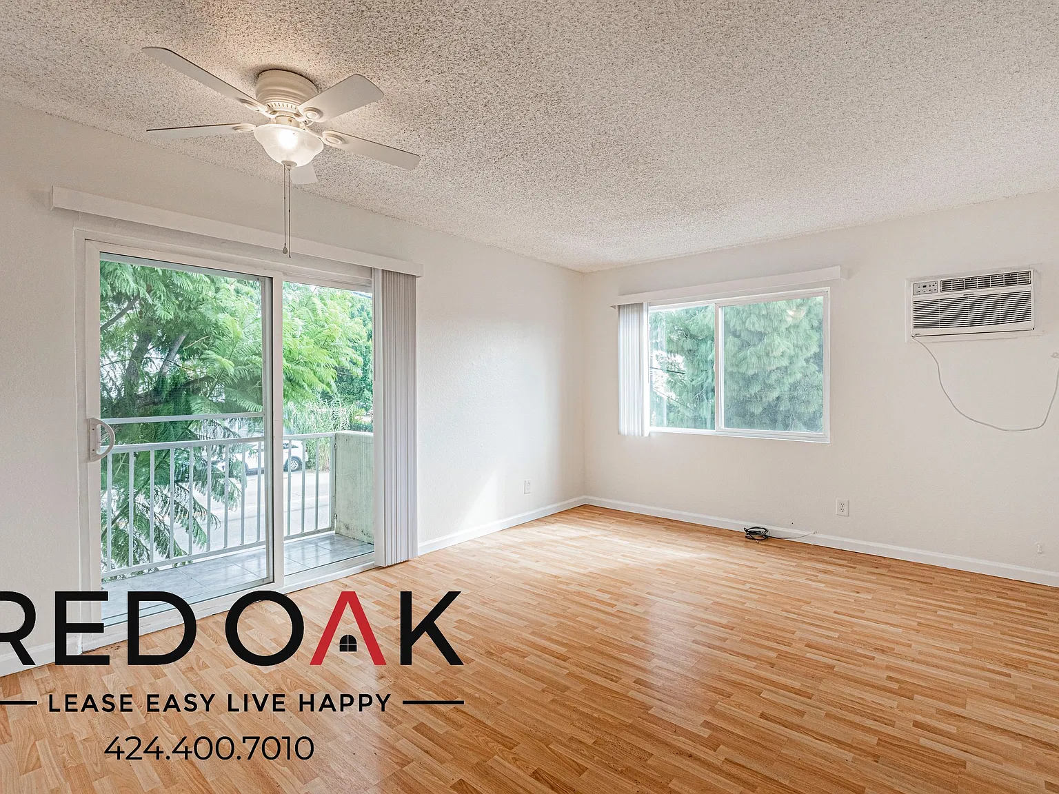 ~Low Deposit~ Spacious 1-Bed With Air Conditioning, Balcony, On-Site Laundry And Parking Included... — Photo 2