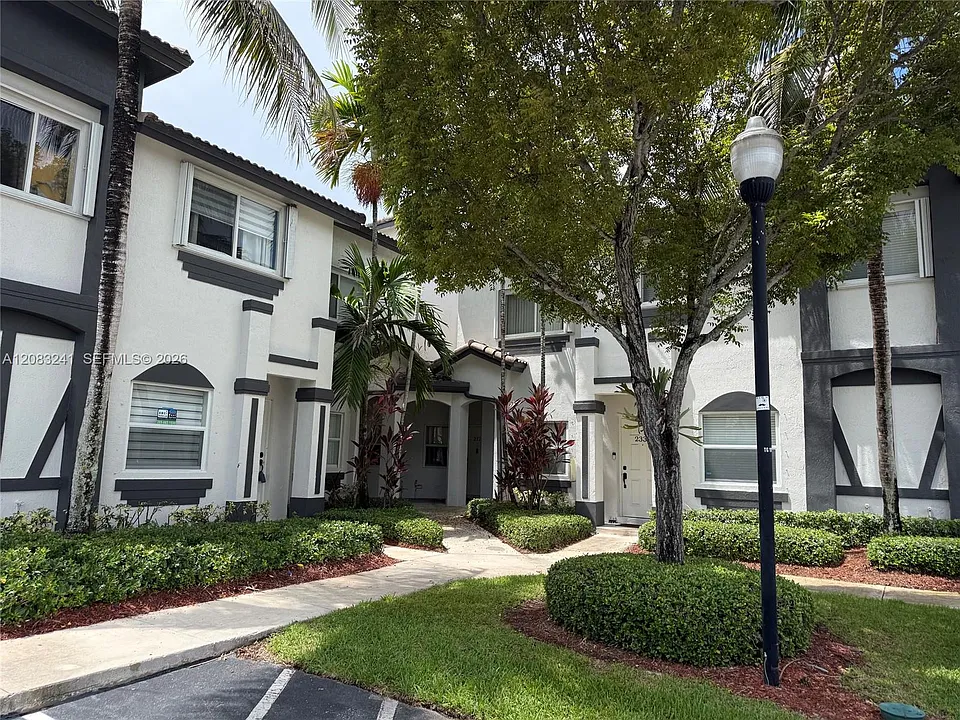 2324 SE 23rd Rd #2324