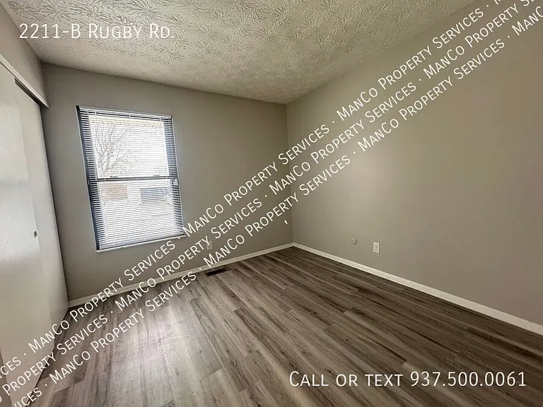 2211B Rugby Rd — Photo 10