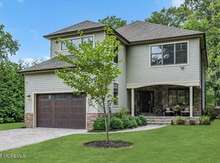 499 Wall St, Eatontown, NJ 07724