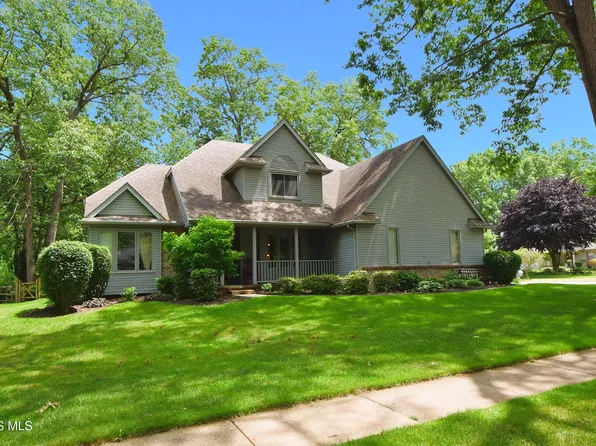 8214 Hidden Forest Dr, Holland, OH 43528