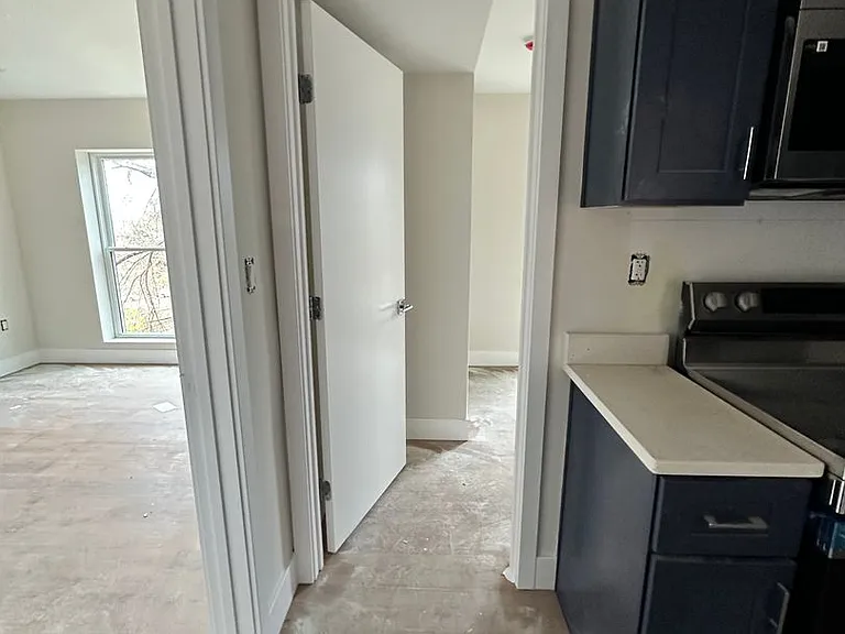 52nd Street Residences — Photo 44