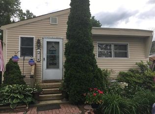 218 Georgia Ave, Williamstown, NJ 08094