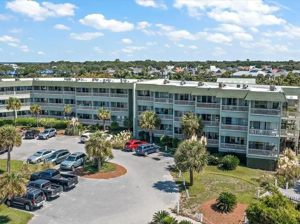 1300 Ocean Blvd #102-A, Isle Of Palms, SC 29451