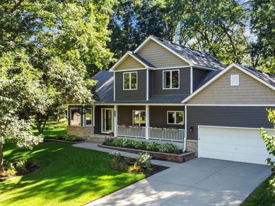 334 Linda Ct, Lino Lakes, MN, 55014