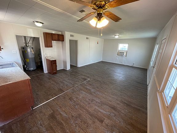 4th image of 2714 S McClure St