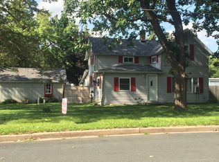 807 W Locust St, River Falls, WI 54022