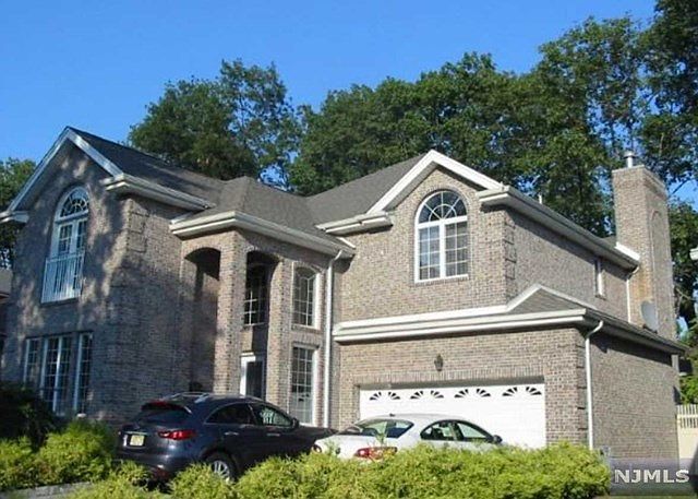 1st image of 1046 Bergen Blvd