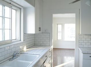 4765 Dockweiler St, Los Angeles, CA 90019