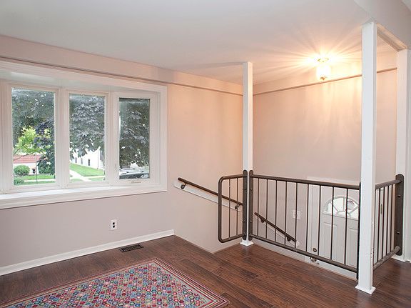 2nd image of 837 Ferdinand Ave