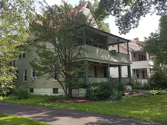 4th image of 1621 Grace Ave