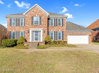 4500 Saratoga Woods Dr, Louisville, KY 40299