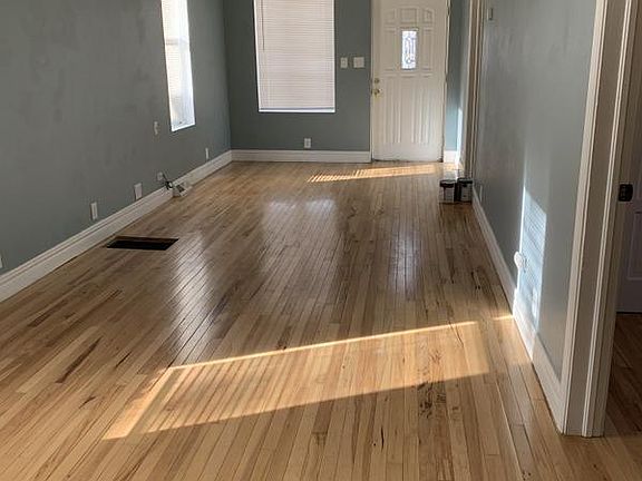5th image of 1474 Lowell Blvd #1