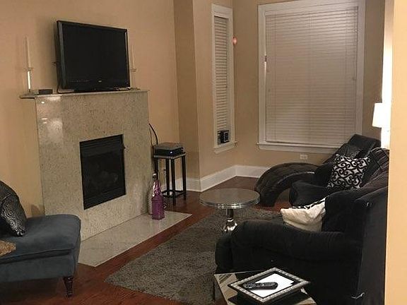 1st floor living room