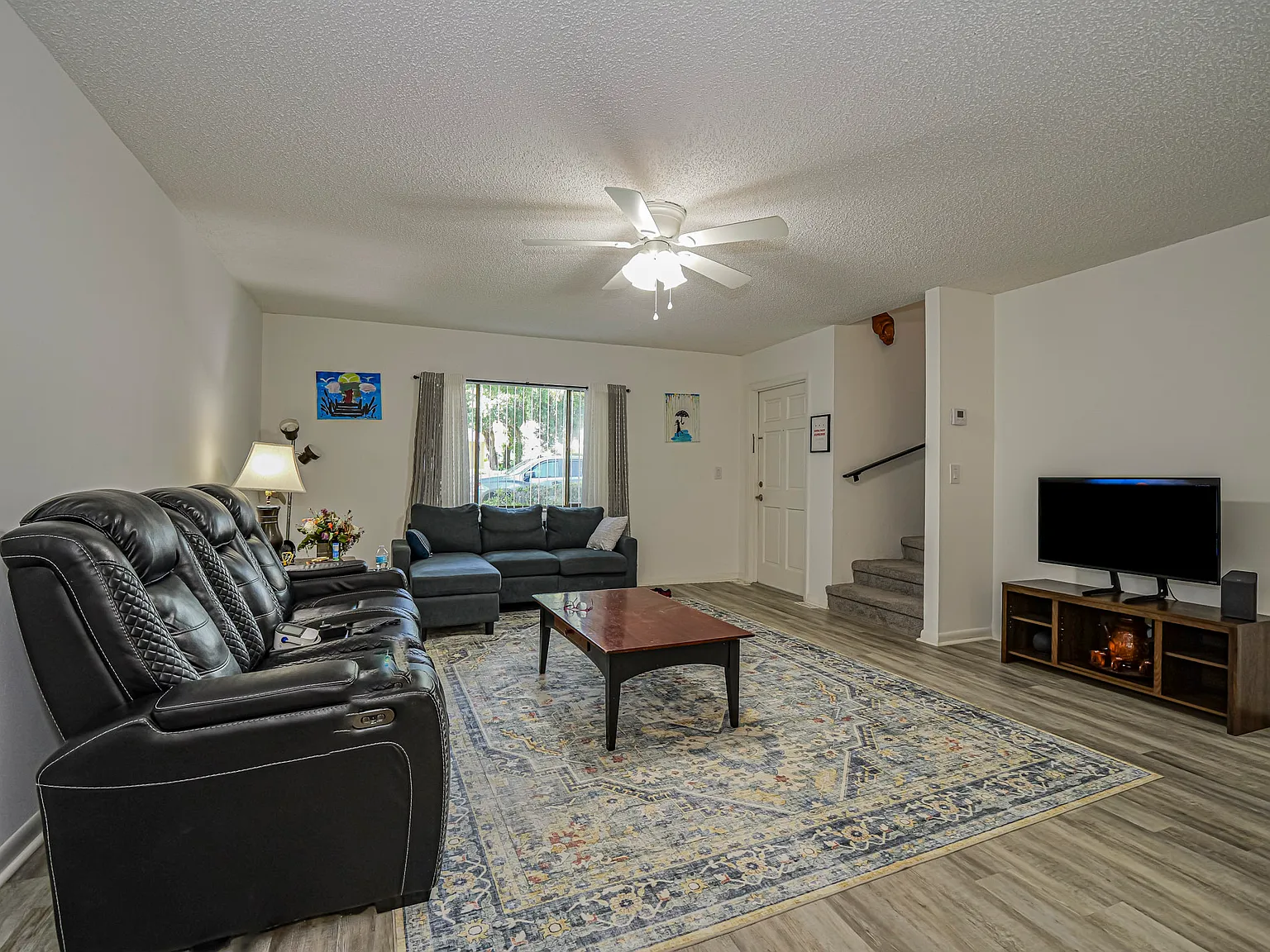 2 bed, 1250 sqft, $2,500 — Photo 4