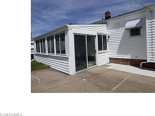 2nd image of 848 McKinley Ave