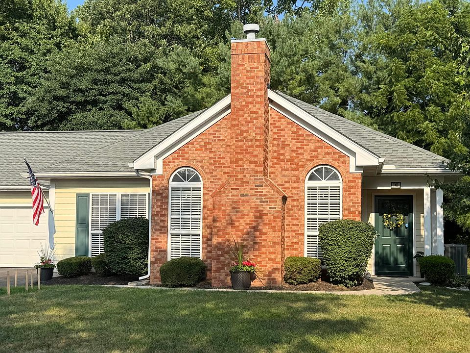 1st image of 141 Glade Springs Dr