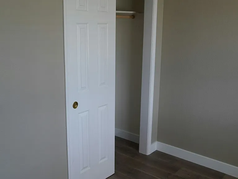2000 E Doberman Dr #1 — Photo 16