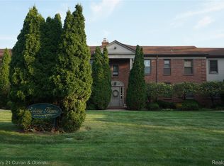 22671 Garrison St APT 107, Dearborn, MI 48124