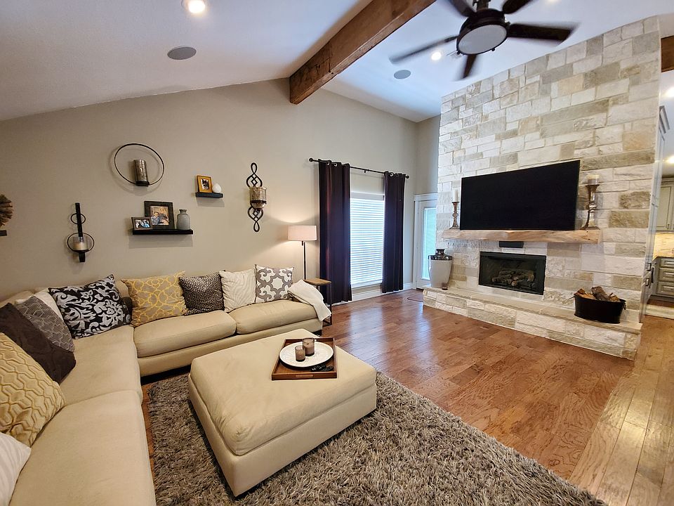 Look at that Fireplace!