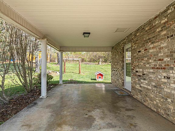 3rd image of 5459 Mitchell Dr