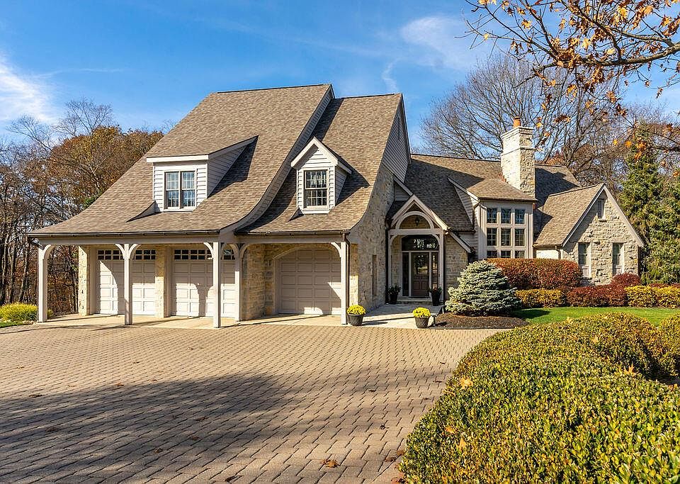 1st image of 346 Bryn Du Dr