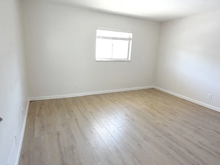 3751 S School Ave #26 — Photo 23