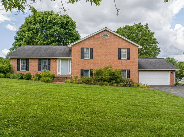 19464 Triple Crown Dr, Abingdon, VA 24211