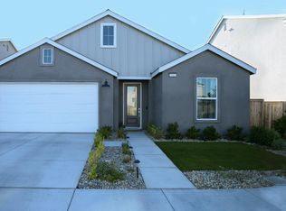 3312 Brook Grove Ln, Shafter, CA 93263
