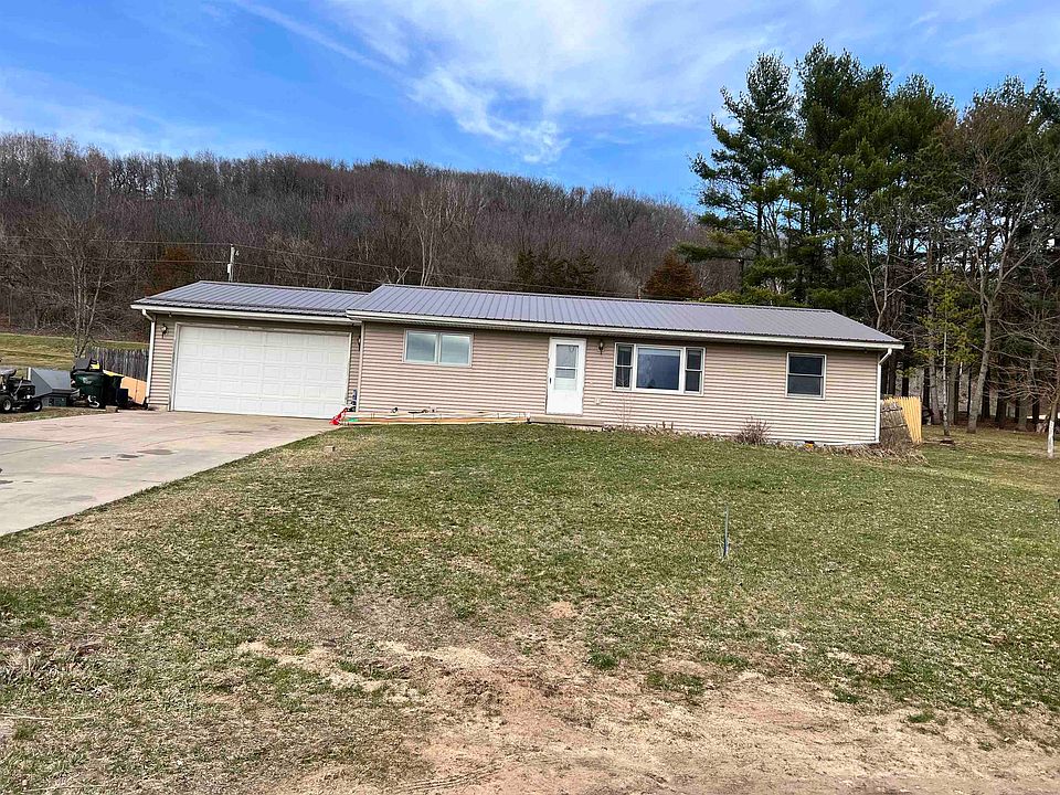 1st image of 28551 Clary Ln