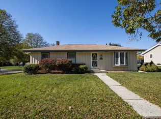 1102 Fairlane COURT, Waukesha, WI 53188