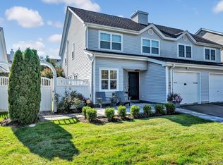 60 Herrels Circle, Melville, NY 11747