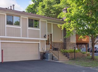 6635 Ives Ln N, Maple Grove, MN 55369