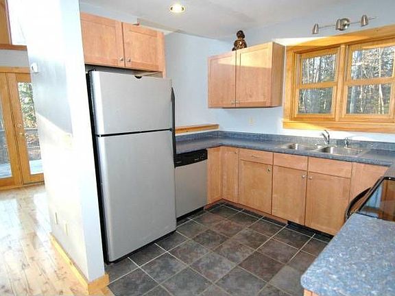 Stainless steel appliance