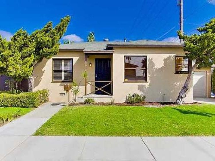 1st image of 2870 Collier Ave