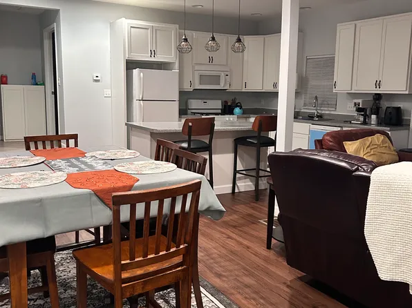 1211A W 6th St #B, Mishawaka, IN 46544