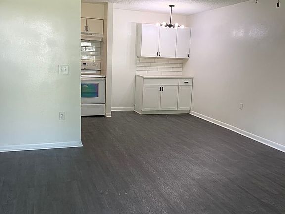 5th image of 101 NW 23rd Pl #8310828