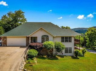 102 Appaloosa Dr, Holiday Island, AR 72631