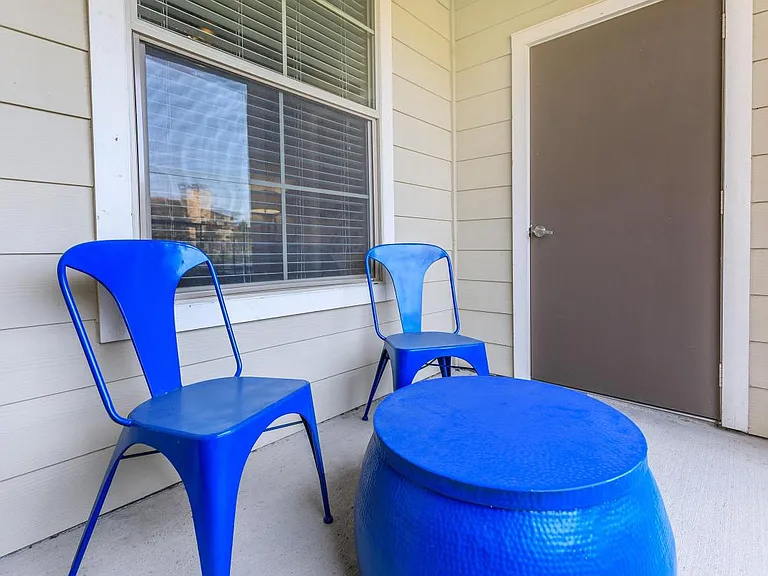 PERSONAL BALCONY OR PATIO