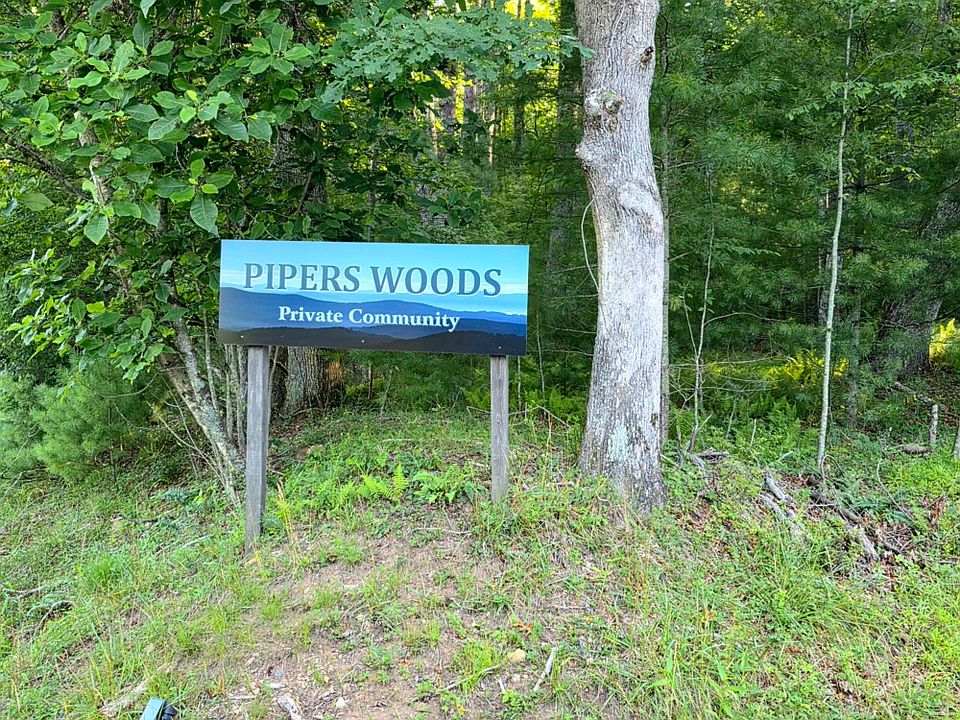 1st image of 782 Pipers Woods Dr